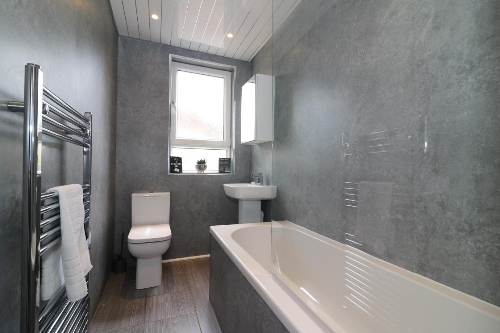 Appartamento Signature - Gartlea House Airdrie Esterno foto
